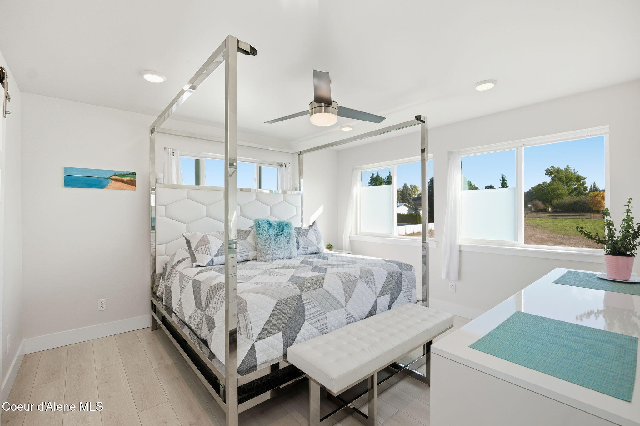 Hayden, Idaho, 83835, United States, 3 Bedrooms Bedrooms, ,3 BathroomsBathrooms,Residential,For Sale,1980507