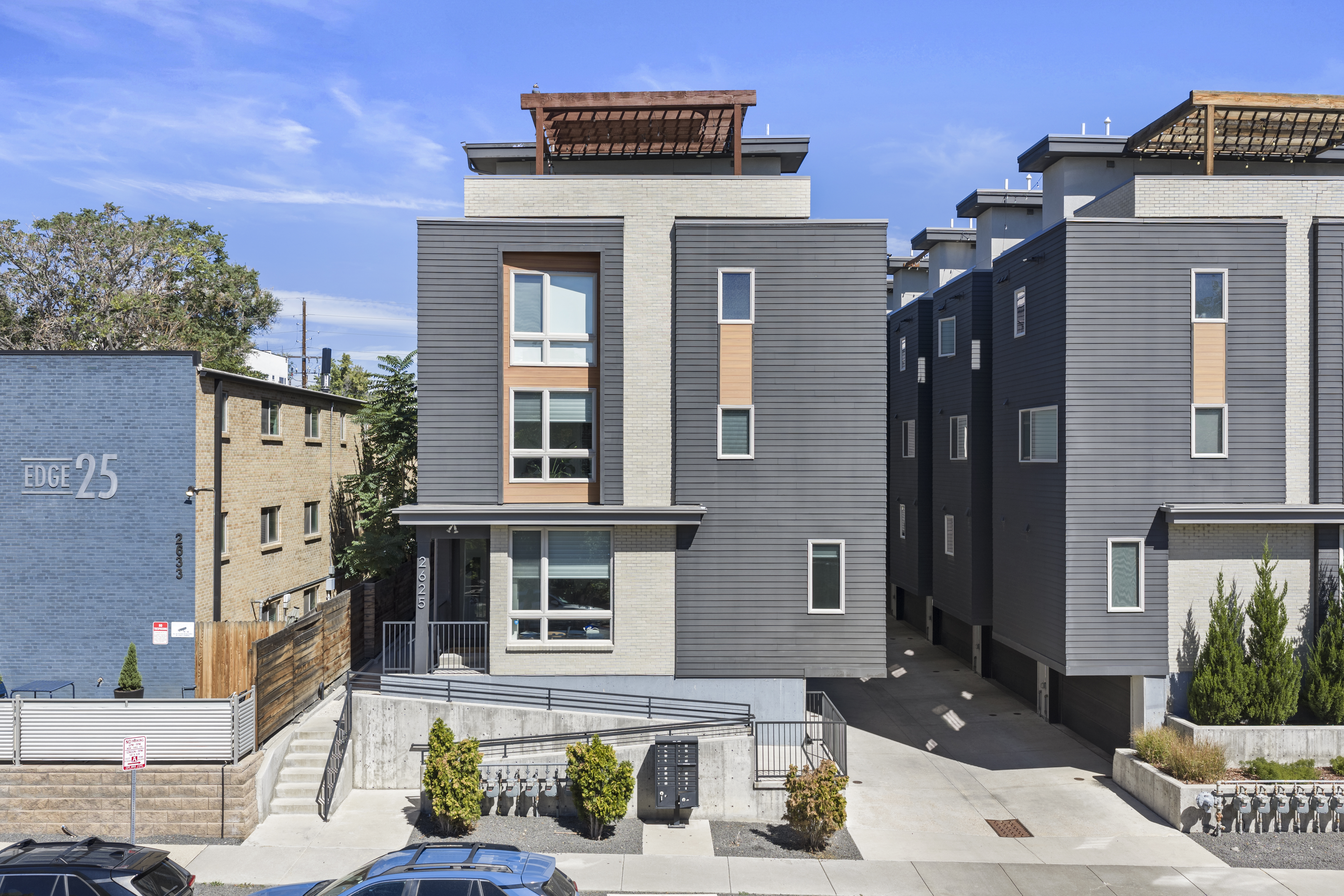  Welcome to Denver’s Highly Desirable Jefferson Park Neighborhood - 物件實景