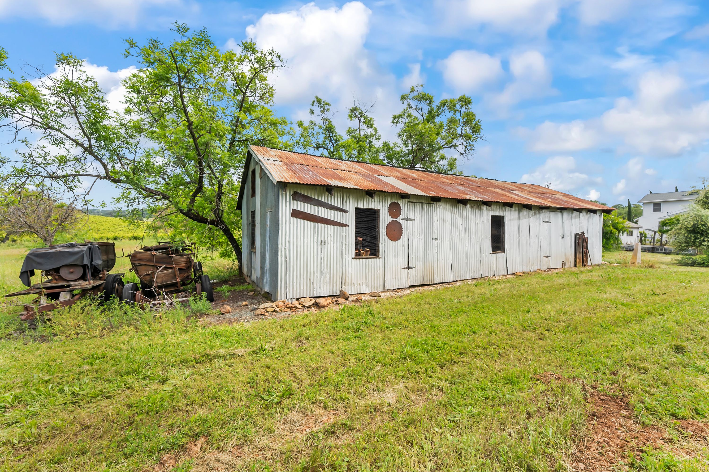  107 Acres - Seasonal Creek - Legacy - 物件實景