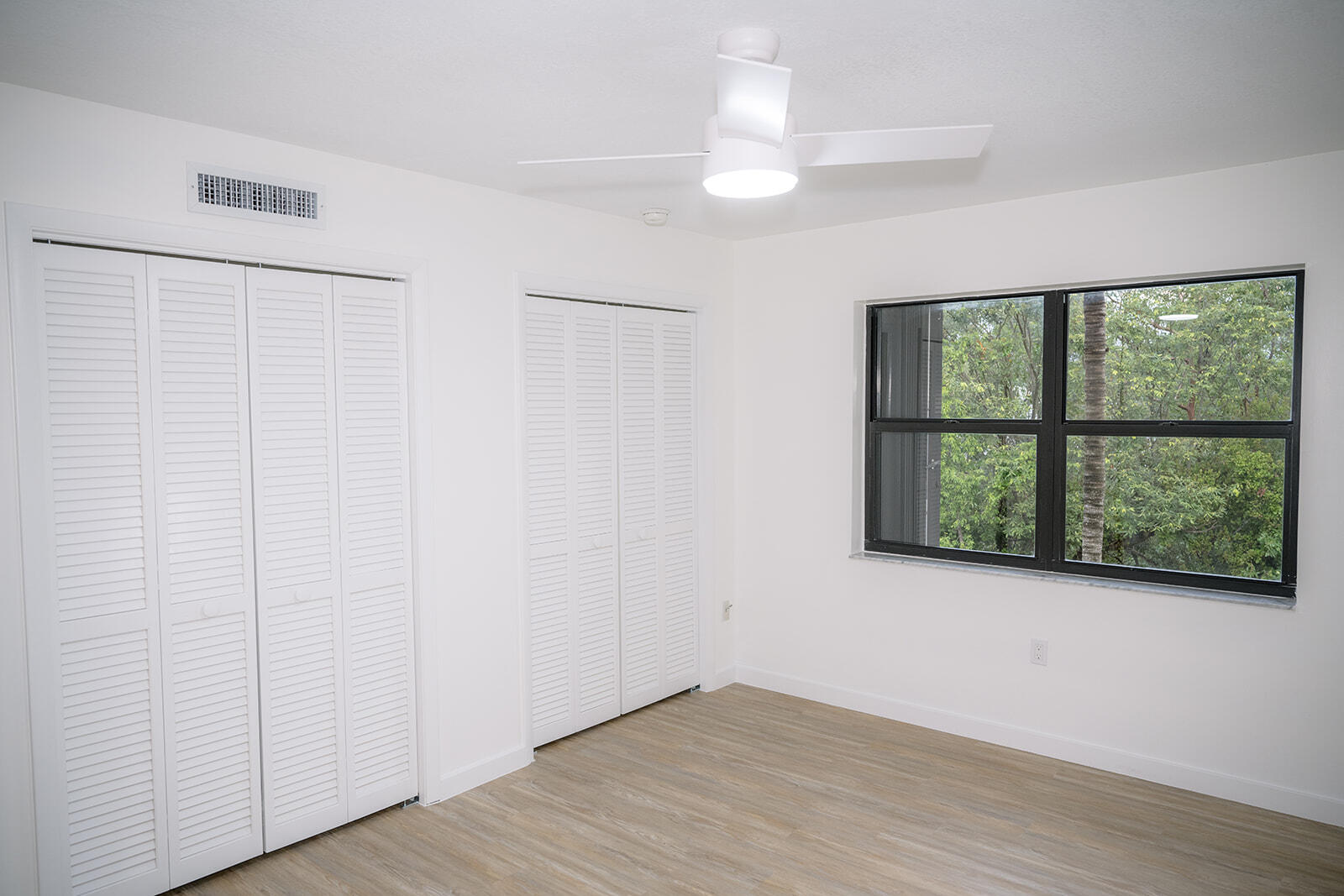 KEY LARGO, Florida, 33037, United States, 3 Bedrooms Bedrooms, ,2 BathroomsBathrooms,Residential,For Sale,1913329