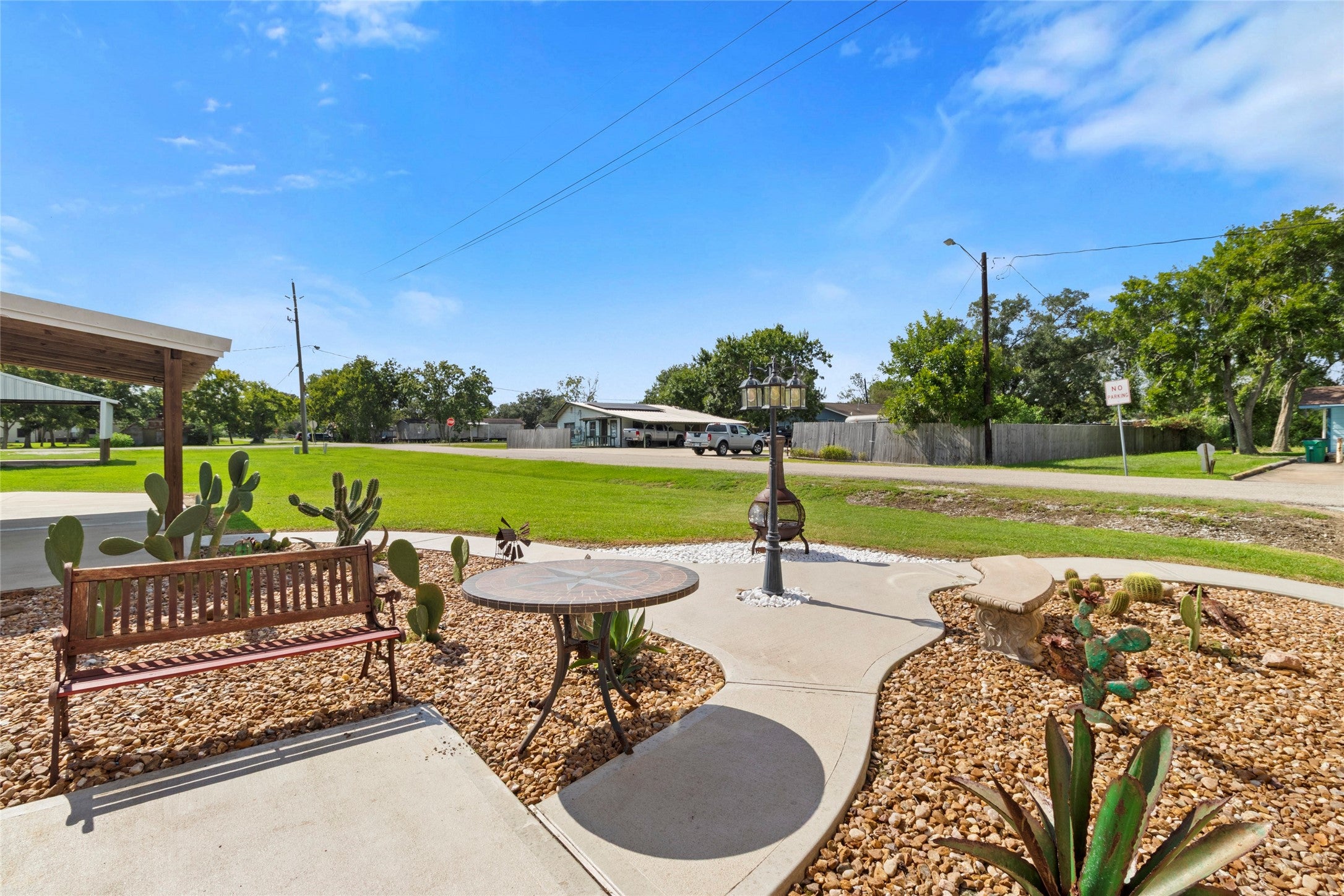 Liverpool, Texas, 77577, United States, 3 Bedrooms Bedrooms, ,2 BathroomsBathrooms,Residential,For Sale,2008192