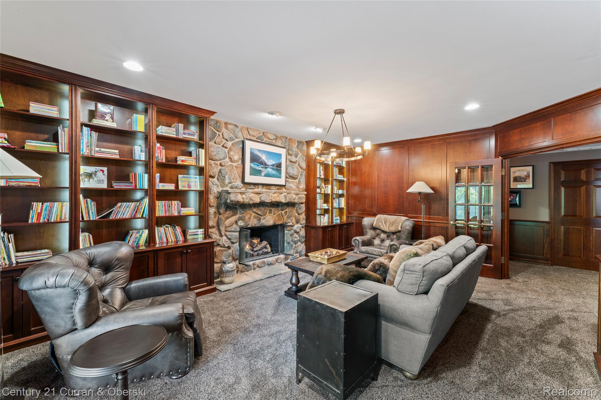 Commerce Charter Township, Michigan, 48382, United States, 4 Bedrooms Bedrooms, ,5 BathroomsBathrooms,Residential,For Sale,1974674