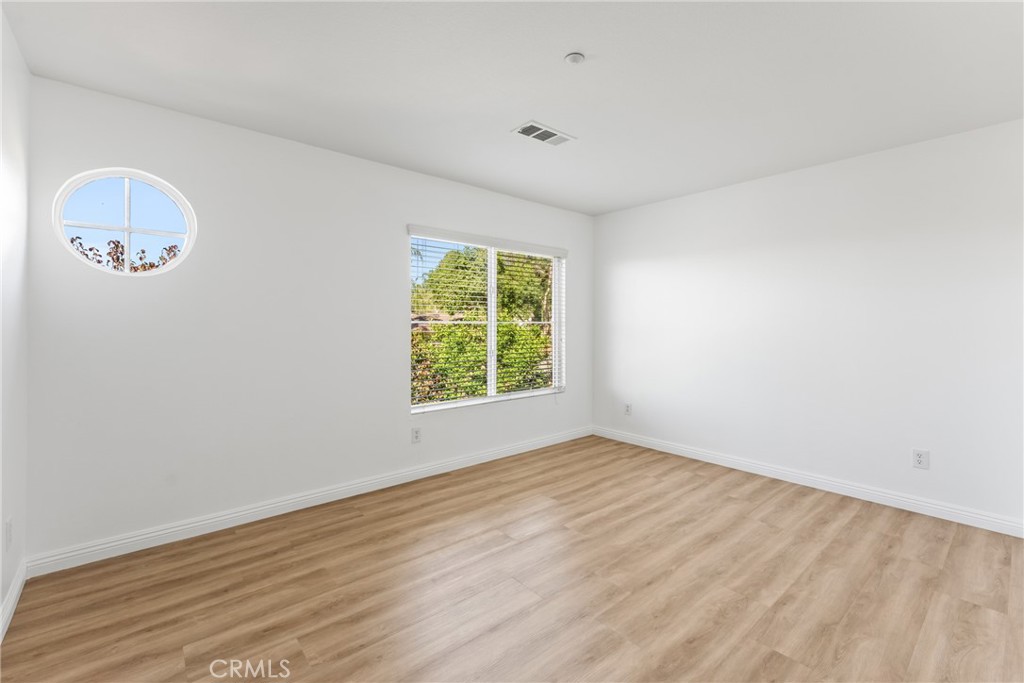 Riverside, California, 92501, United States, 5 Bedrooms Bedrooms, ,3 BathroomsBathrooms,Residential,For Sale,2003384