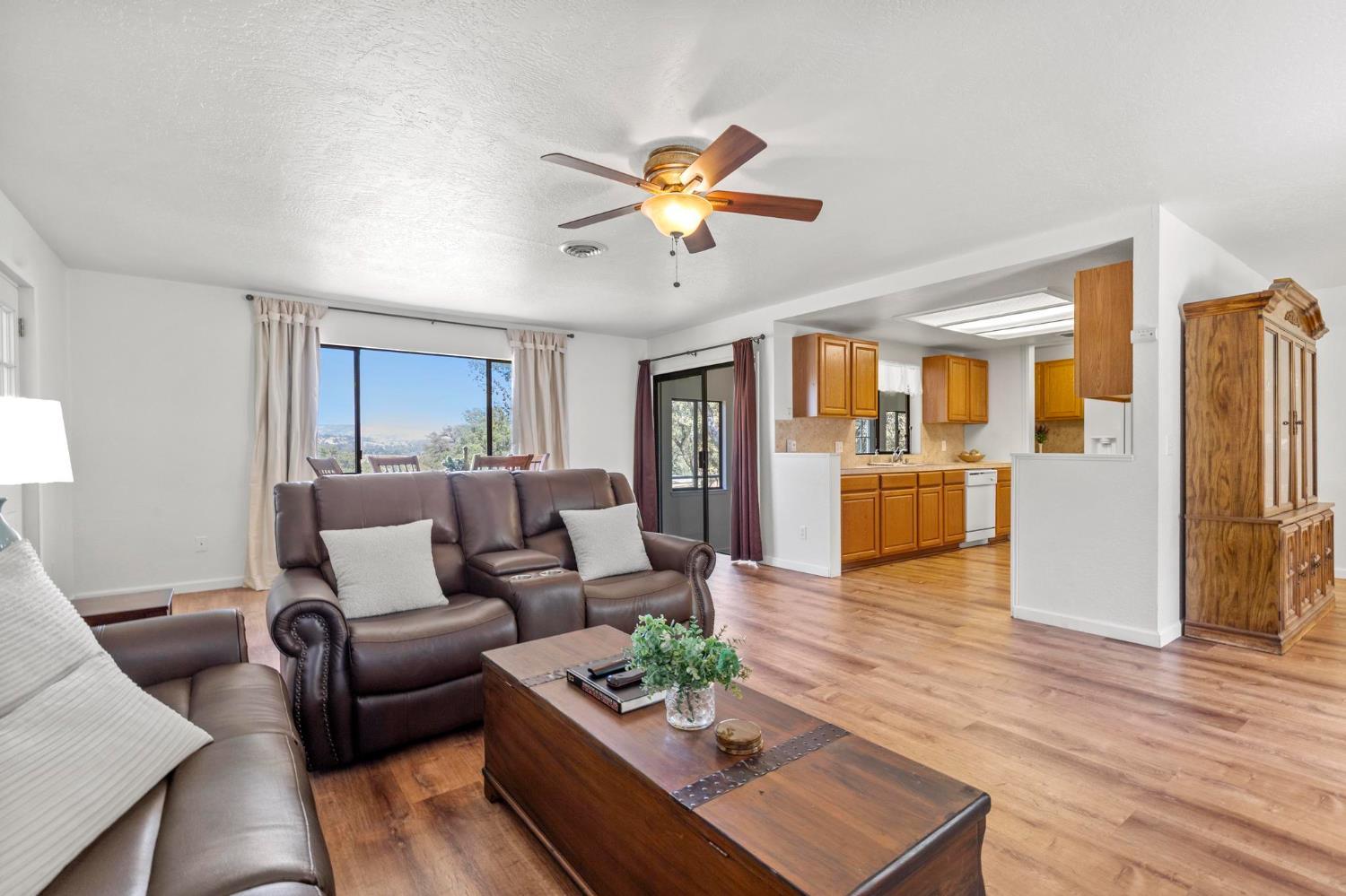 Marysville, California, 95901, United States, 2 Bedrooms Bedrooms, ,2 BathroomsBathrooms,Residential,For Sale,1927957