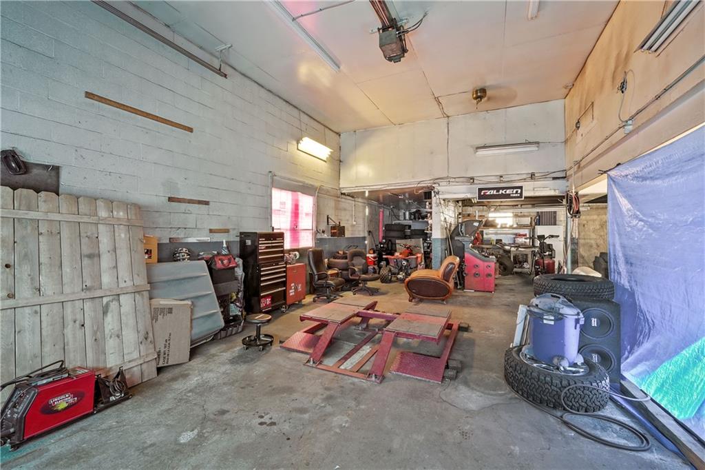 Pawtucket, Rhode Island, 02861, United States, 4 Bedrooms Bedrooms, ,2 BathroomsBathrooms,Residential,For Sale,1880666