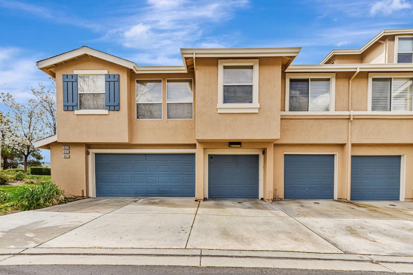 San Jose, California, 95138, United States, 1 Bedroom Bedrooms, ,2 BathroomsBathrooms,Residential,For Sale,1760300