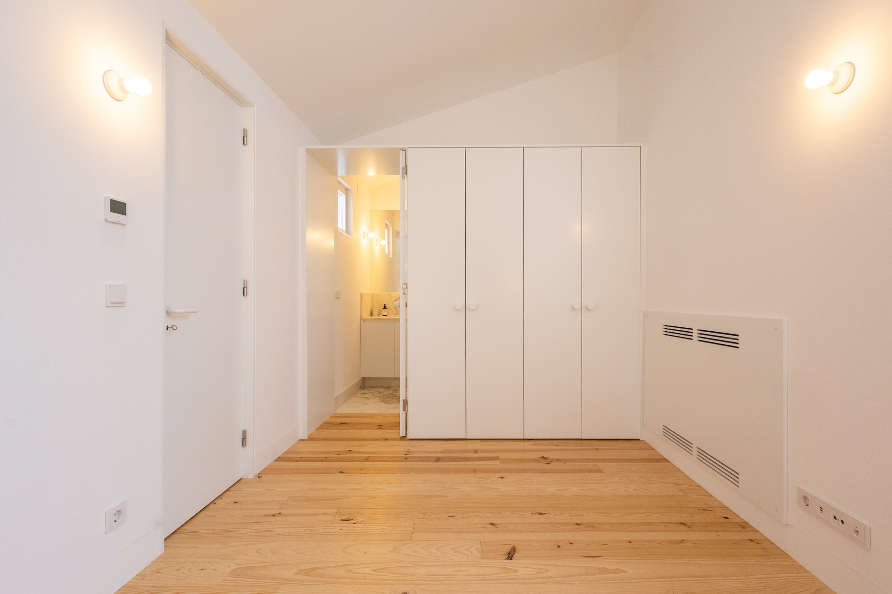  Semi-detached house, 5 bedrooms, for Sale - 物件實景