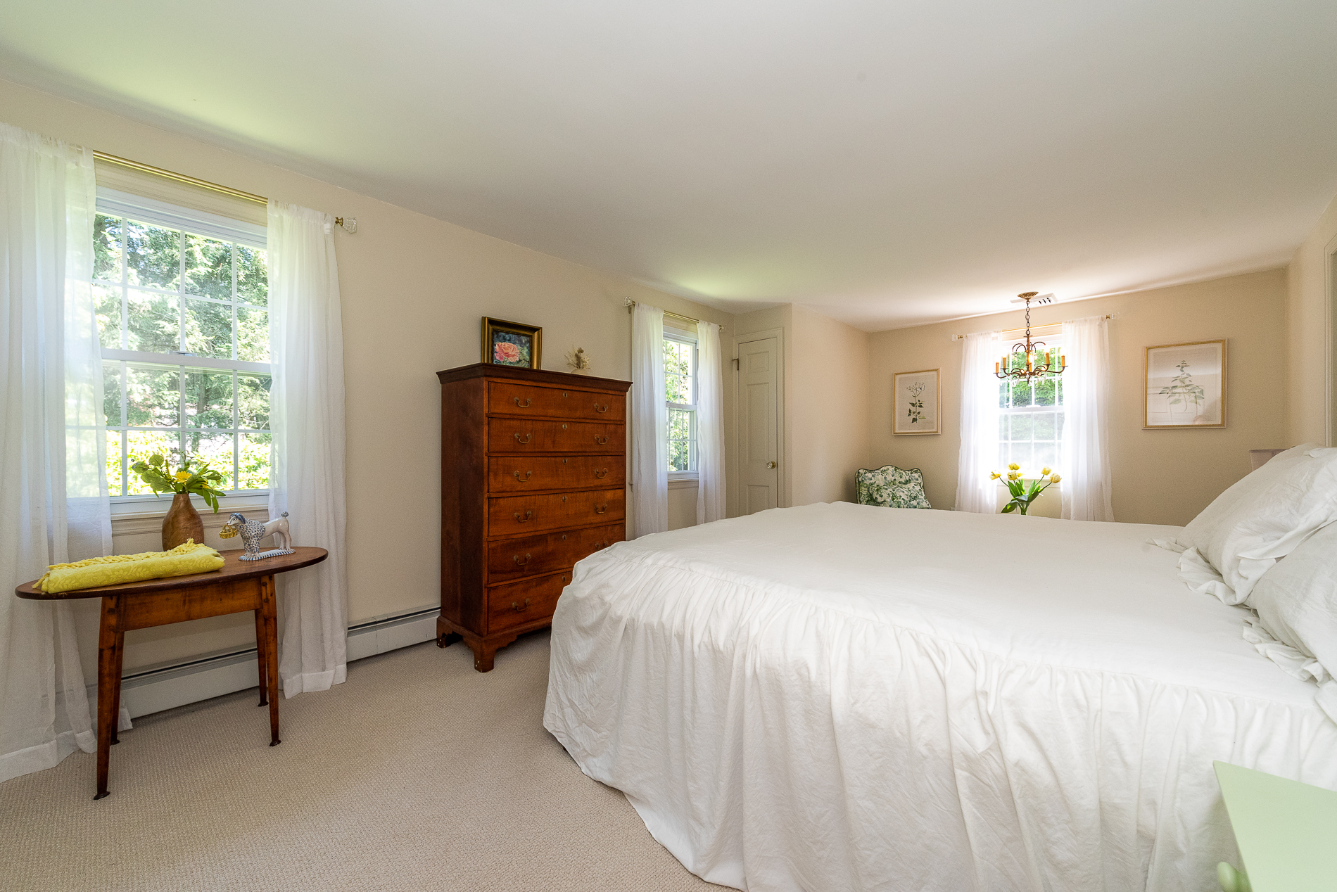  Quintessential New England Gambrel Colonial - 物件實景