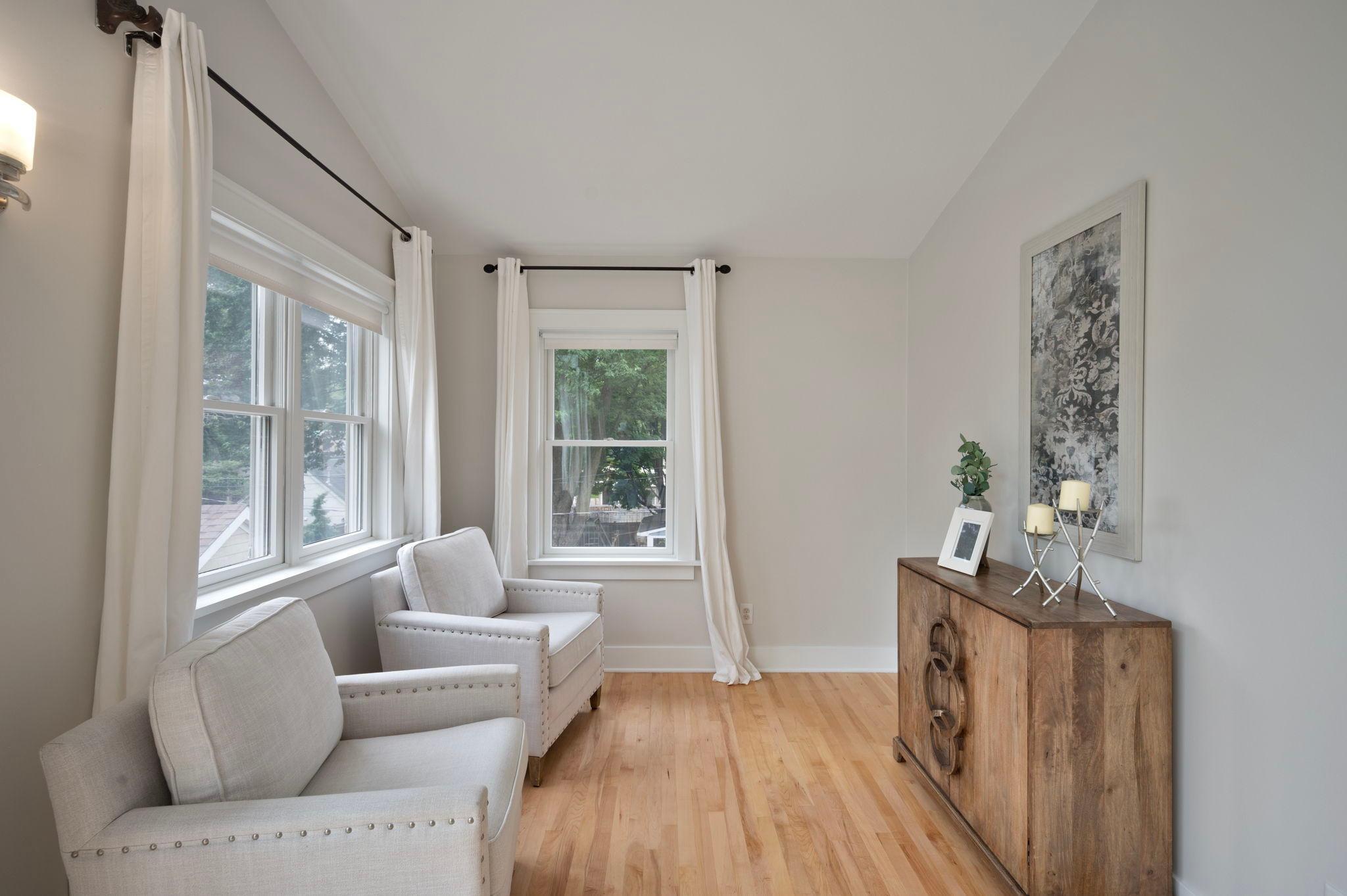 Saint Paul, Minnesota, 55105, United States, 4 Bedrooms Bedrooms, ,2 BathroomsBathrooms,Residential,For Sale,1919554