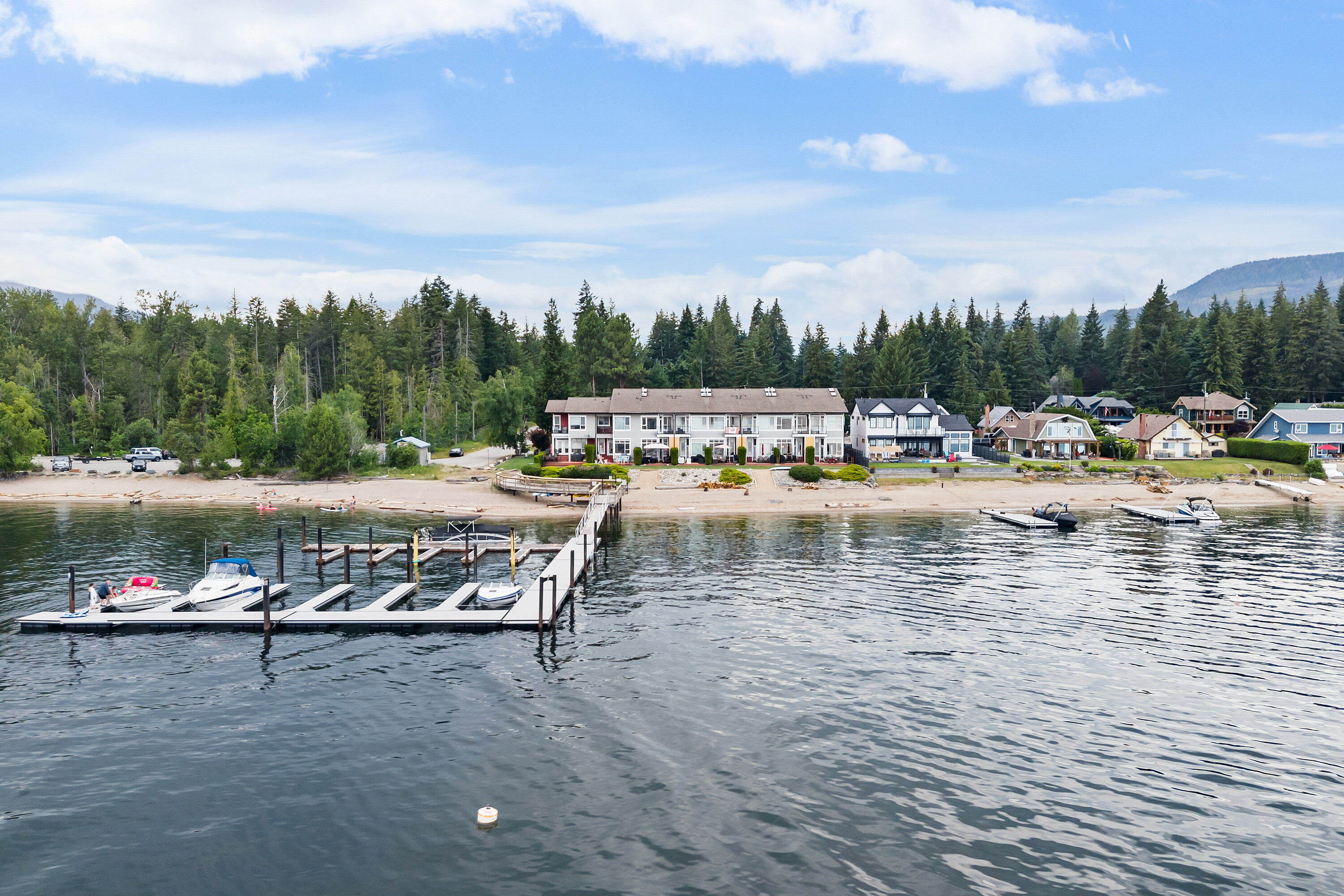  Premier Lakeshore Living - 物件實景