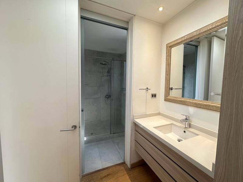 Colina, Chile, 4 Bedrooms Bedrooms, ,3 BathroomsBathrooms,Residential,For Sale,1901681