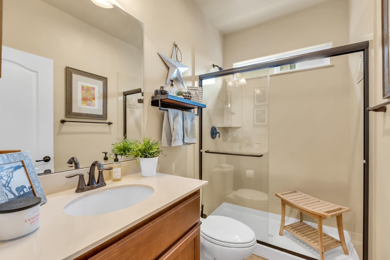 Rocklin, California, 95765, United States, 4 Bedrooms Bedrooms, ,3 BathroomsBathrooms,Residential,For Sale,1914175