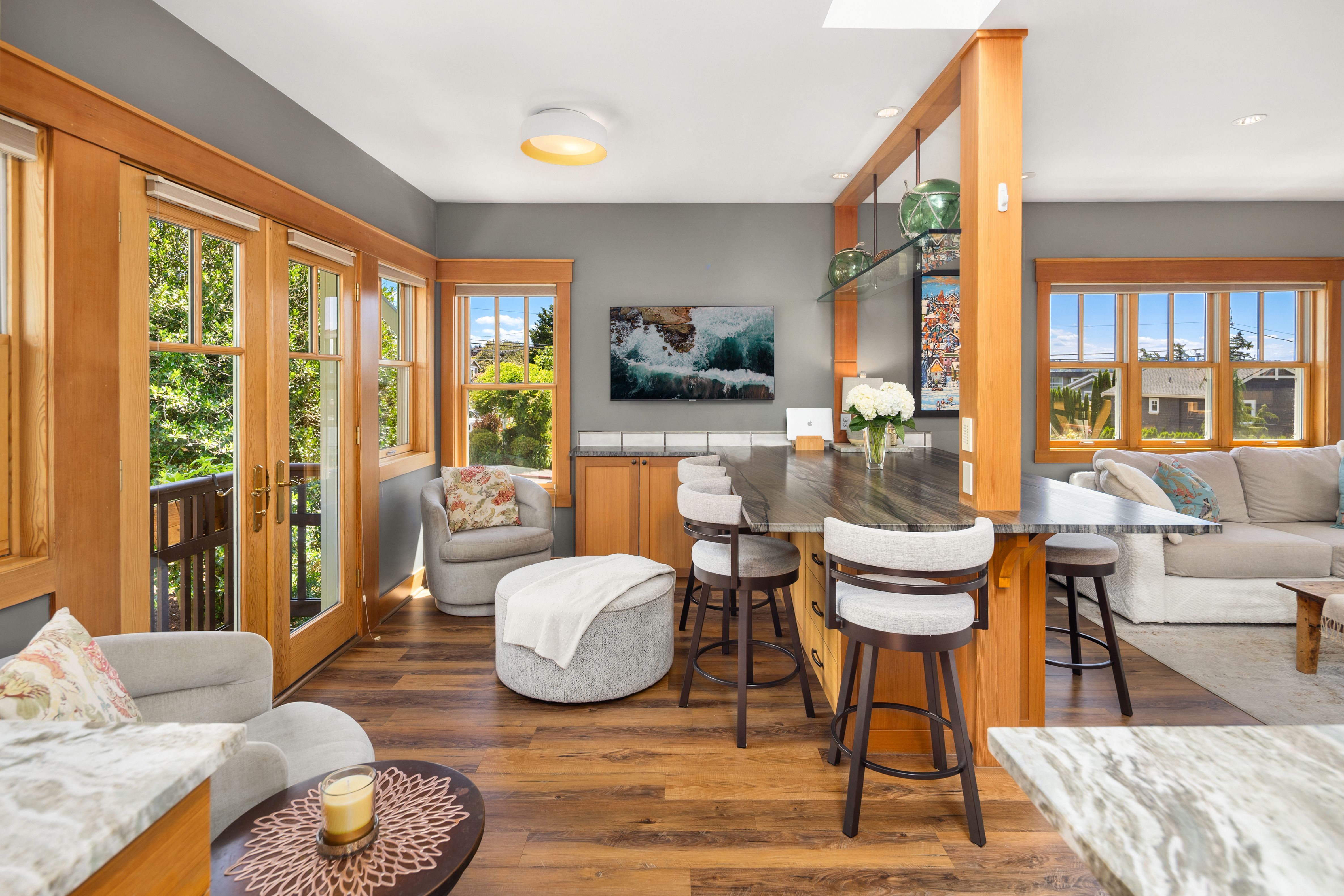  421 2nd St W, Kirkland, WA 98033 - 物件實景