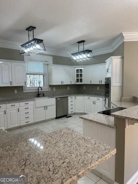 Dallas, Georgia, 30157, United States, 5 Bedrooms Bedrooms, ,5 BathroomsBathrooms,Residential,For Sale,1858945