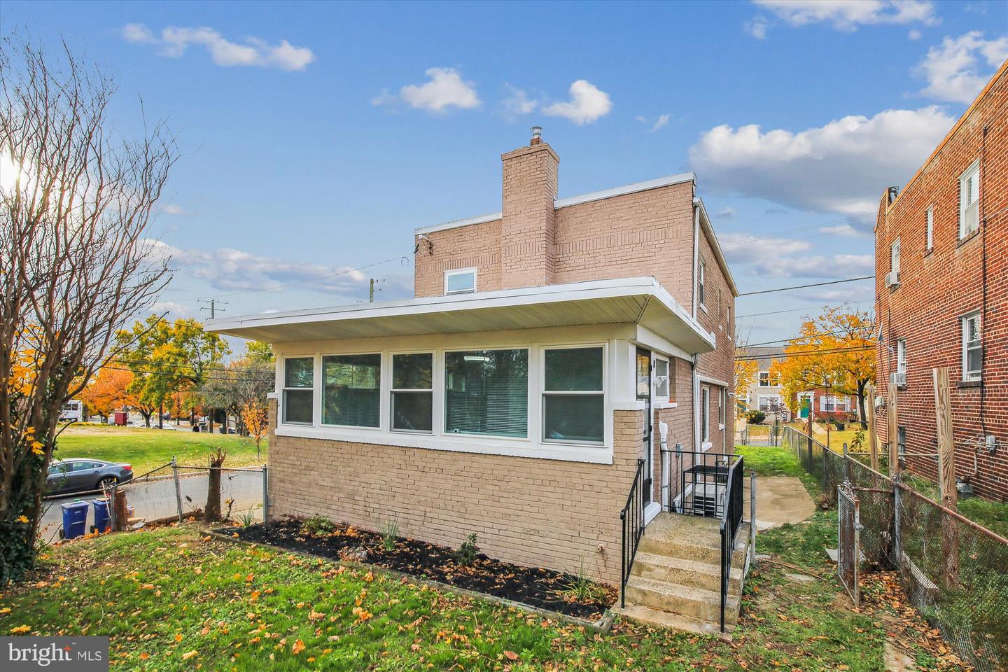 3300 18th Pl Se, WASHINGTON, District Of Columbia, 20020, United States, 5 Bedrooms Bedrooms, ,3 BathroomsBathrooms,Residential,For Sale,3300 18th Pl Se,1431167
