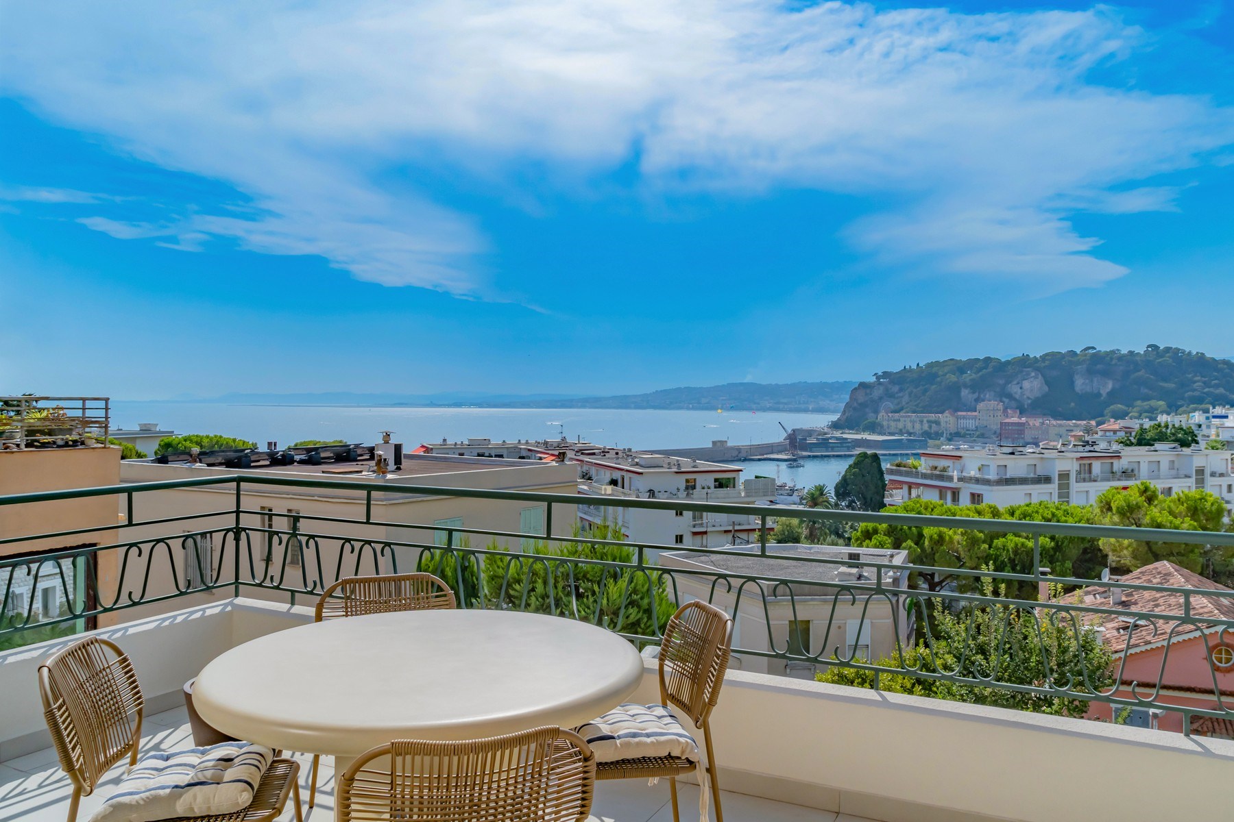  Nice Mont Boron, 111 sqm 2 bedroom apartment with 33 sqm terrace and sea views - 物件實景