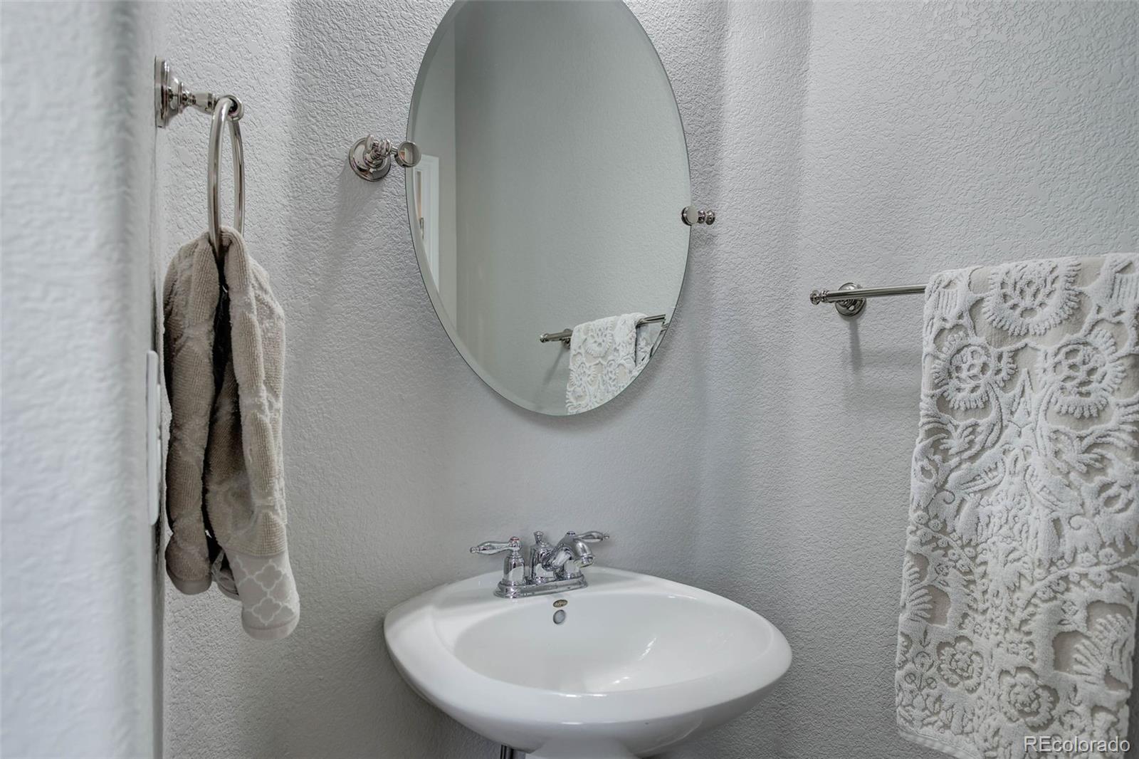 Highlands Ranch, Colorado, 80126, United States, 3 Bedrooms Bedrooms, ,3 BathroomsBathrooms,Residential,For Sale,1883692