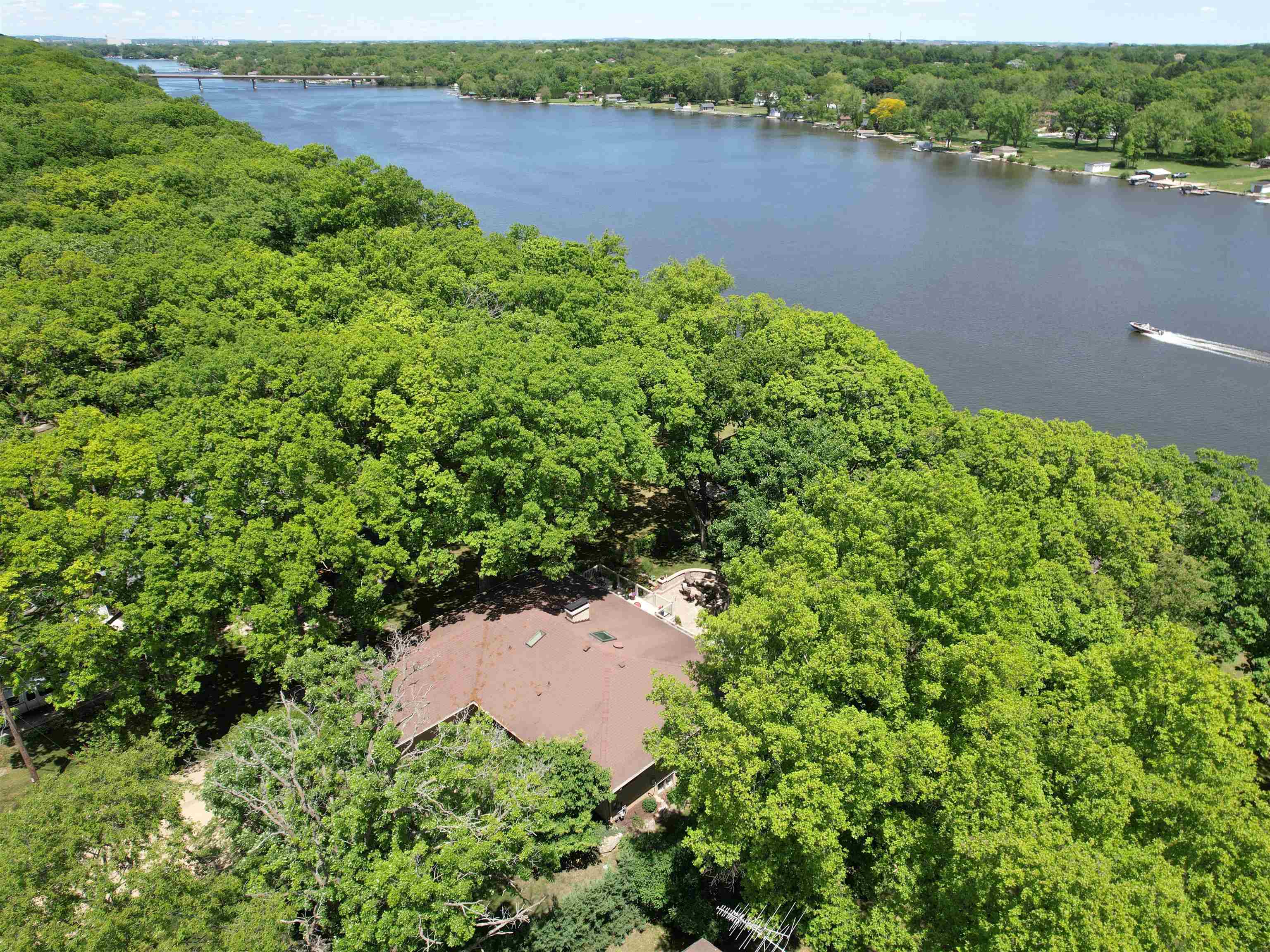 Beloit, Wisconsin, 53511, United States, 4 Bedrooms Bedrooms, ,3 BathroomsBathrooms,Residential,For Sale,1905797
