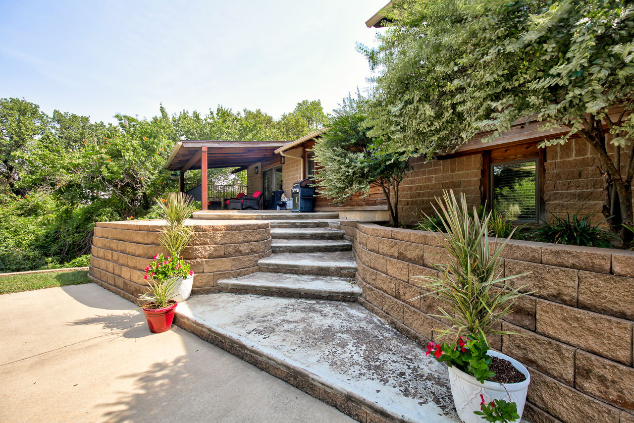 Enid, Oklahoma, 73703, United States, 4 Bedrooms Bedrooms, ,3 BathroomsBathrooms,Residential,For Sale,1810033