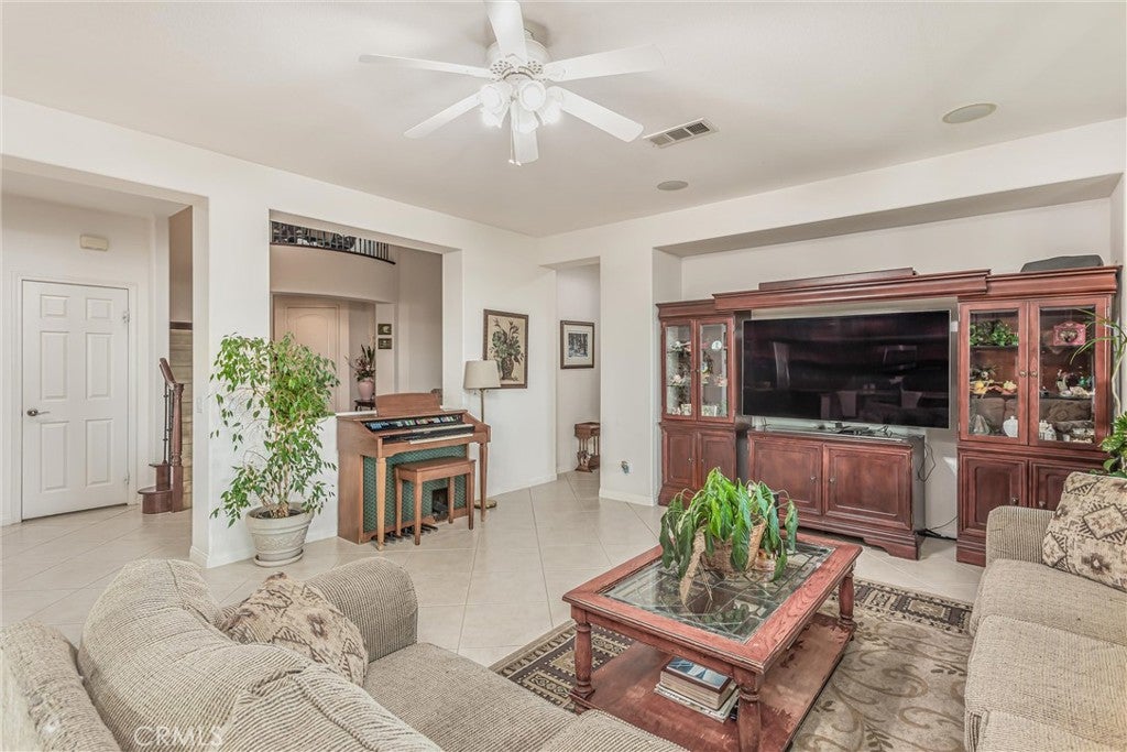 Beaumont, California, 92223, United States, 4 Bedrooms Bedrooms, ,2 BathroomsBathrooms,Residential,For Sale,1978744