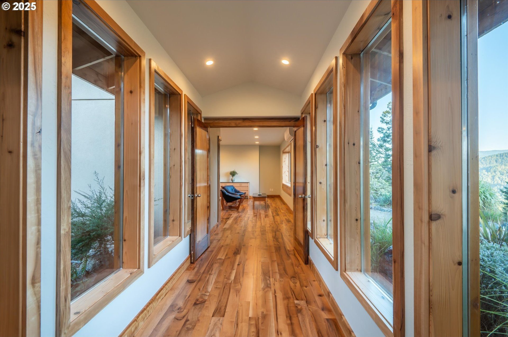 Gold Beach, Oregon, 97444, United States, 2 Bedrooms Bedrooms, ,3 BathroomsBathrooms,Residential,For Sale,1904307