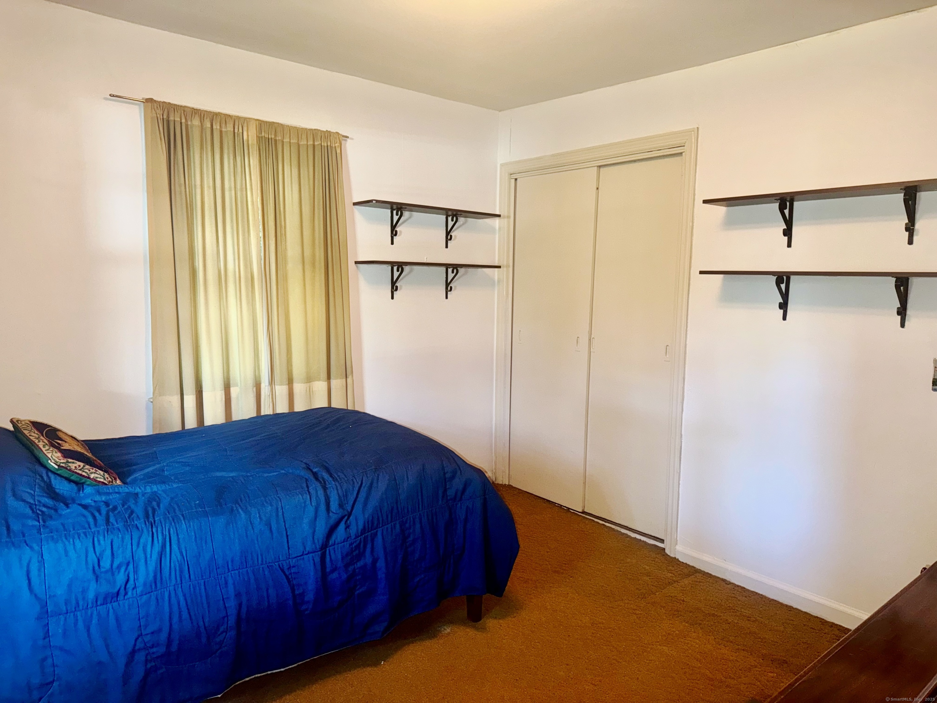Norwalk, Connecticut, 06851, United States, 3 Bedrooms Bedrooms, ,2 BathroomsBathrooms,Residential,For Sale,1941745