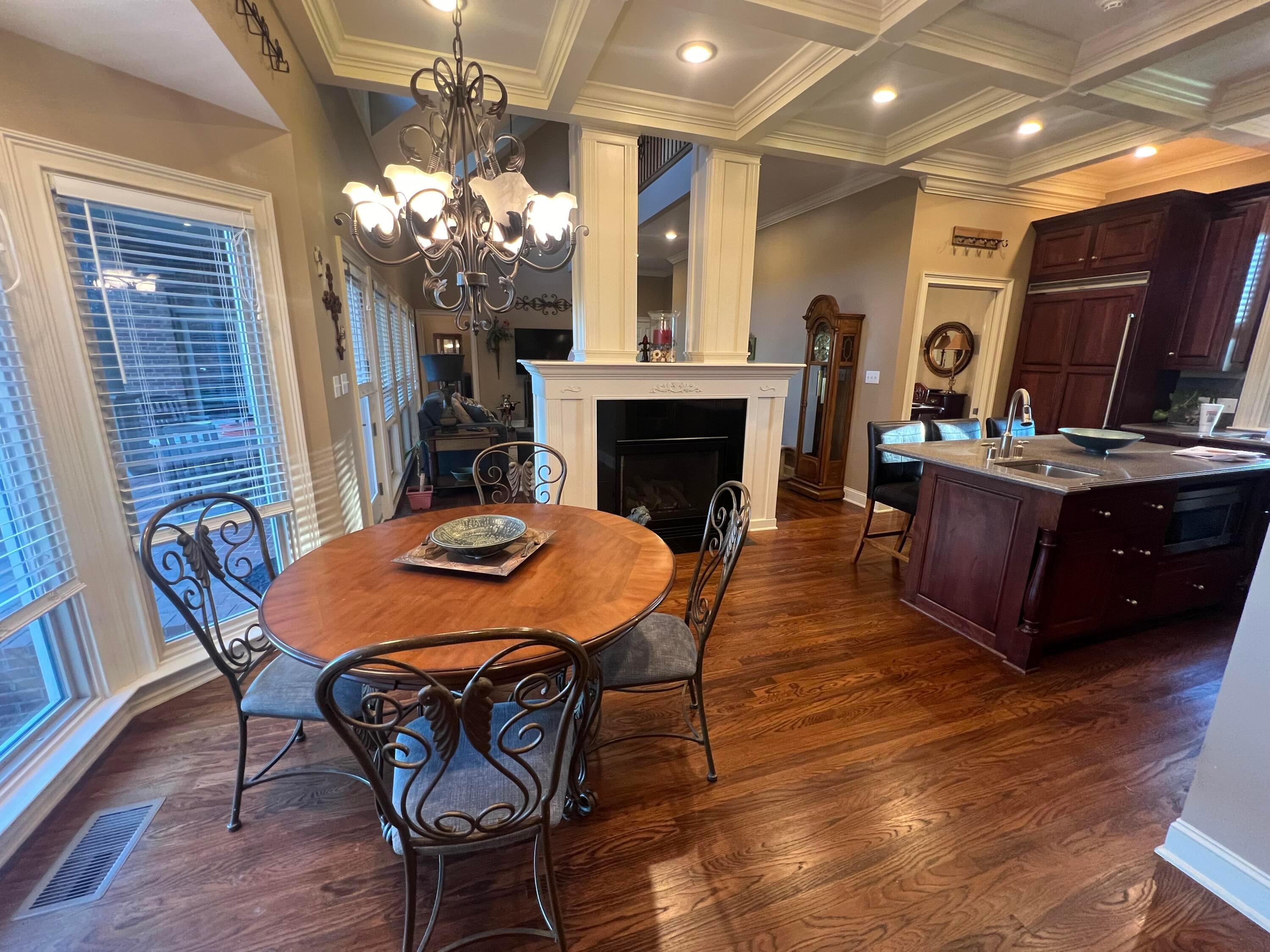 Tupelo, Mississippi, 38801, United States, 4 Bedrooms Bedrooms, ,6 BathroomsBathrooms,Residential,For Sale,1787715