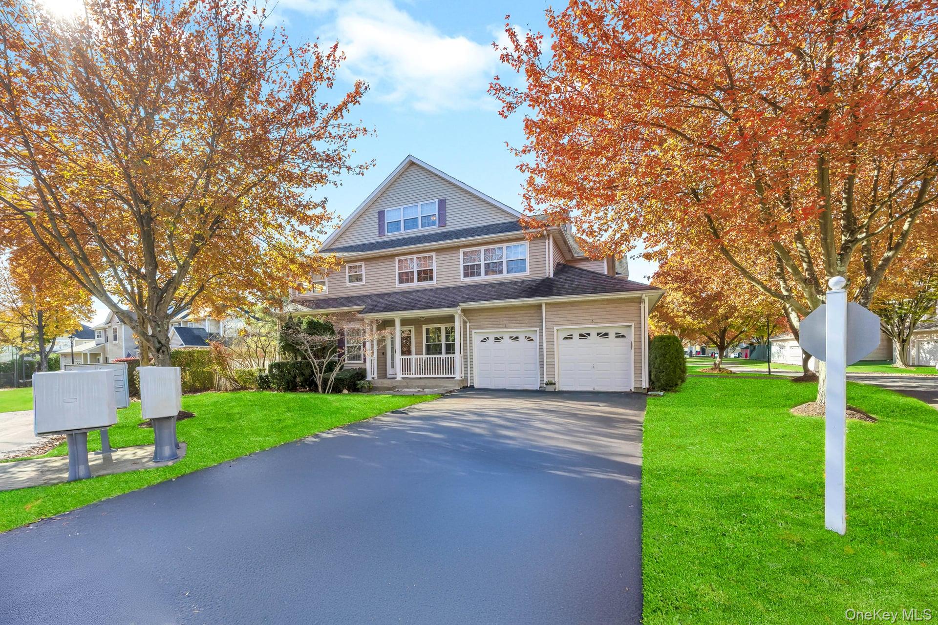 Nesconset, New York, 11767, United States, 2 Bedrooms Bedrooms, ,2 BathroomsBathrooms,Residential,For Sale,1988274