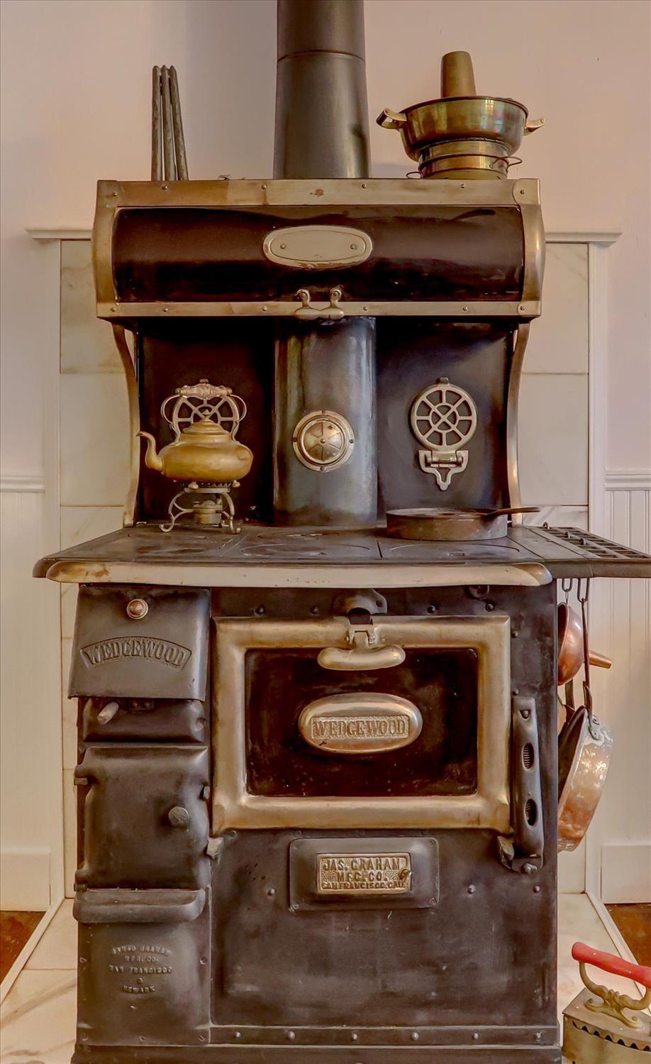 Nevada City, California, 95959, United States, 4 Bedrooms Bedrooms, ,2 BathroomsBathrooms,Residential,For Sale,1983992