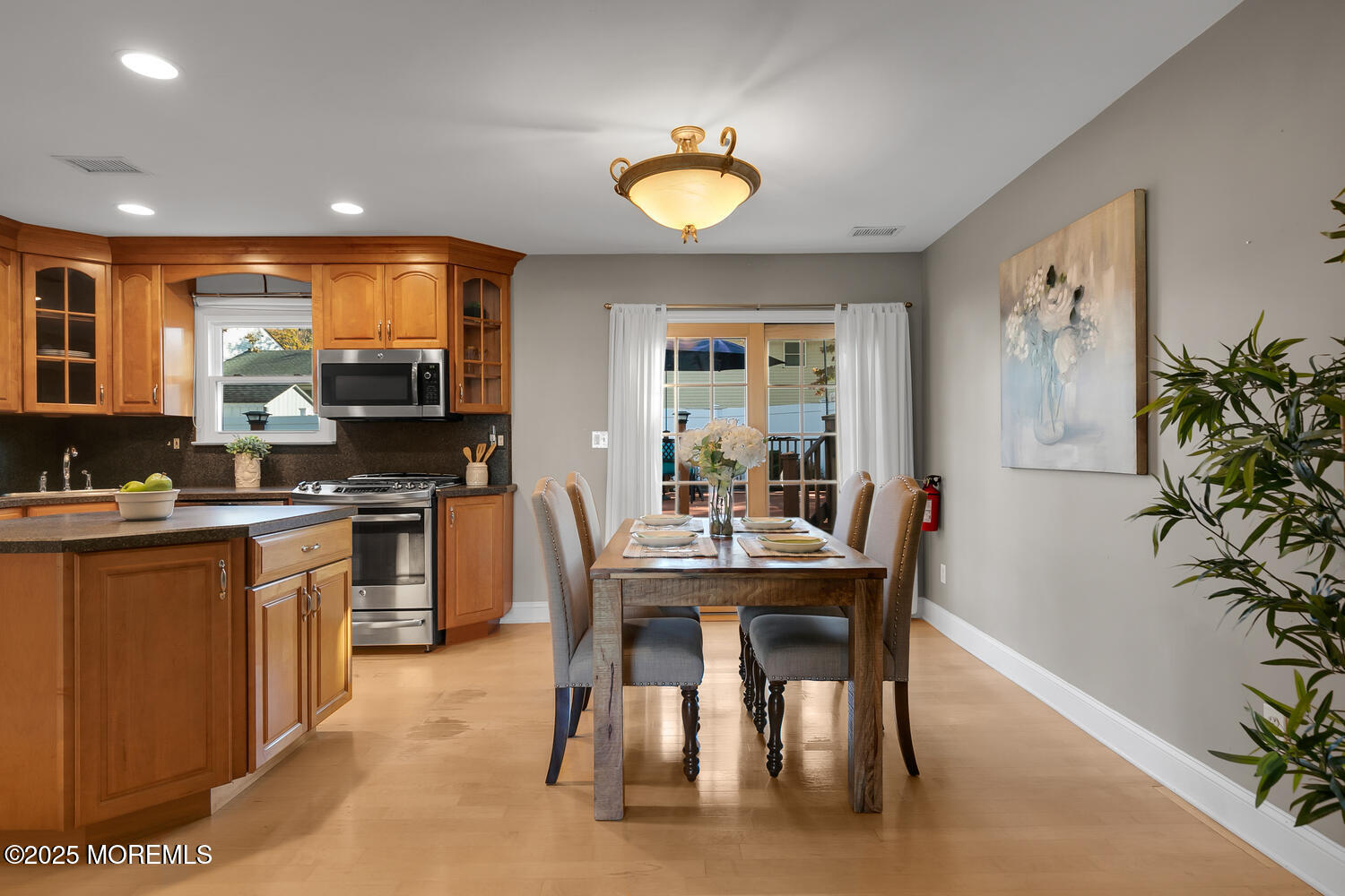 Hazlet, New Jersey, 07730, United States, 3 Bedrooms Bedrooms, ,2 BathroomsBathrooms,Residential,For Sale,1973734