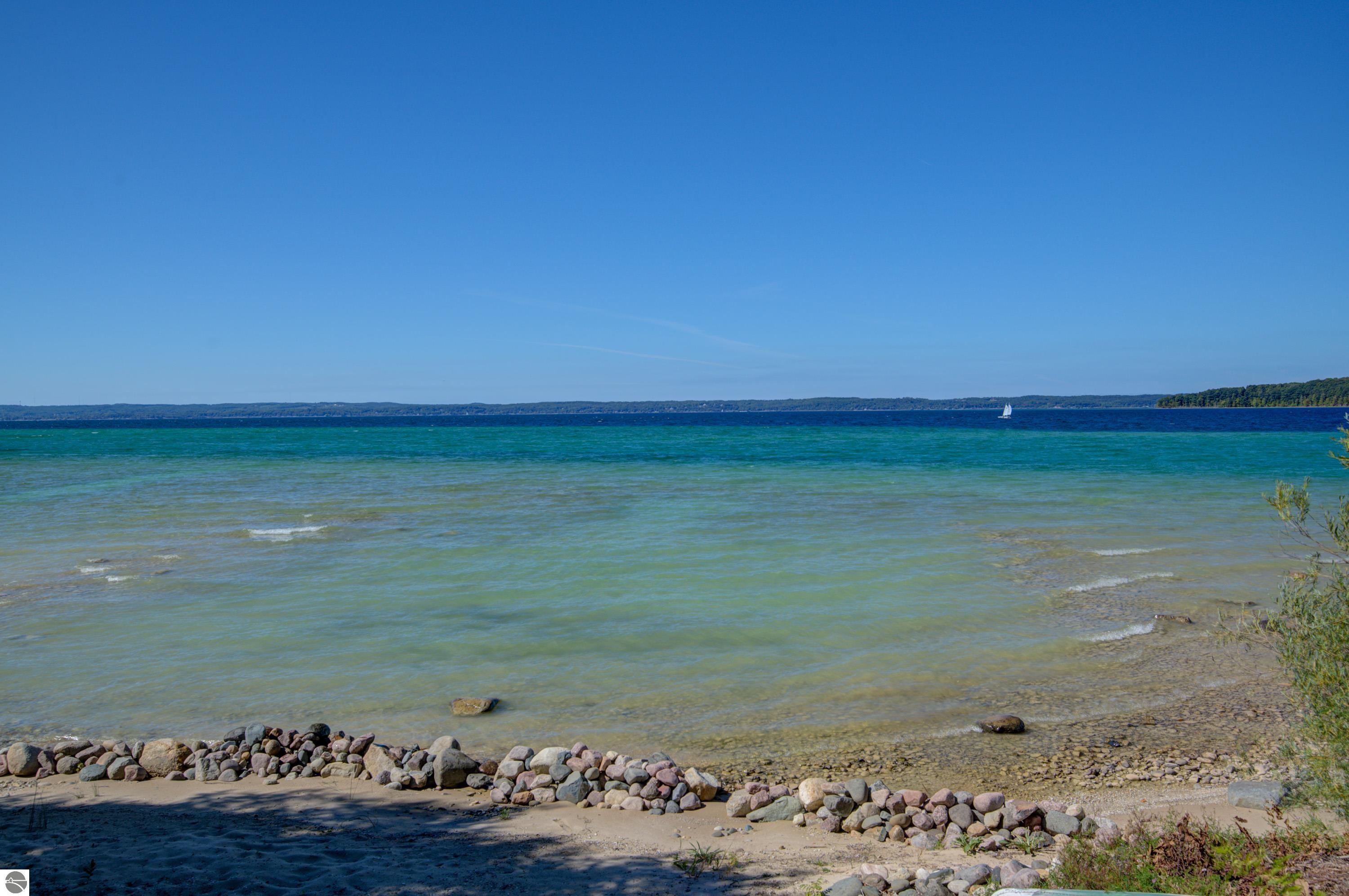 Peninsula Dr, Traverse City, MI 49686