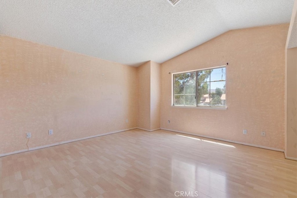 Palmdale, California, 93550, United States, 4 Bedrooms Bedrooms, ,3 BathroomsBathrooms,Residential,For Sale,1921772