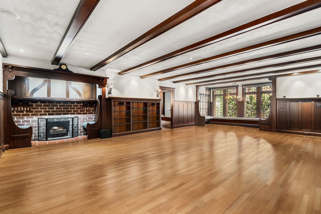 Wellesley, Massachusetts, 02482, United States, 9 Bedrooms Bedrooms, ,10 BathroomsBathrooms,Residential,For Sale,1804241