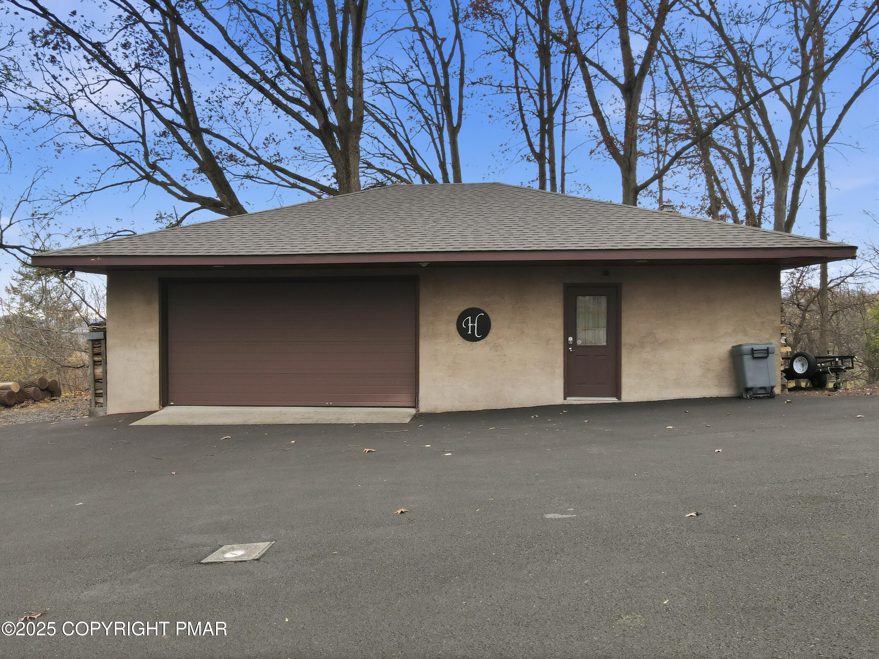 Allentown, Pennsylvania, 18103, United States, 3 Bedrooms Bedrooms, ,2 BathroomsBathrooms,Residential,For Sale,1993395