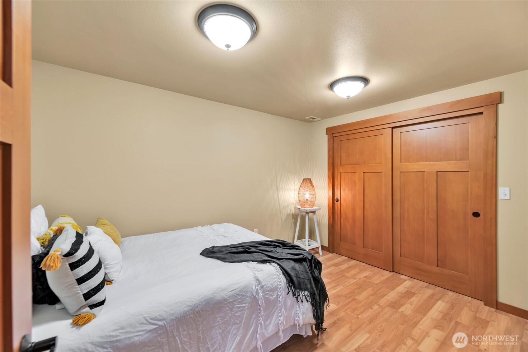 ENUMCLAW, Washington, 98022, United States, 4 Bedrooms Bedrooms, ,3 BathroomsBathrooms,Residential,For Sale,1785391