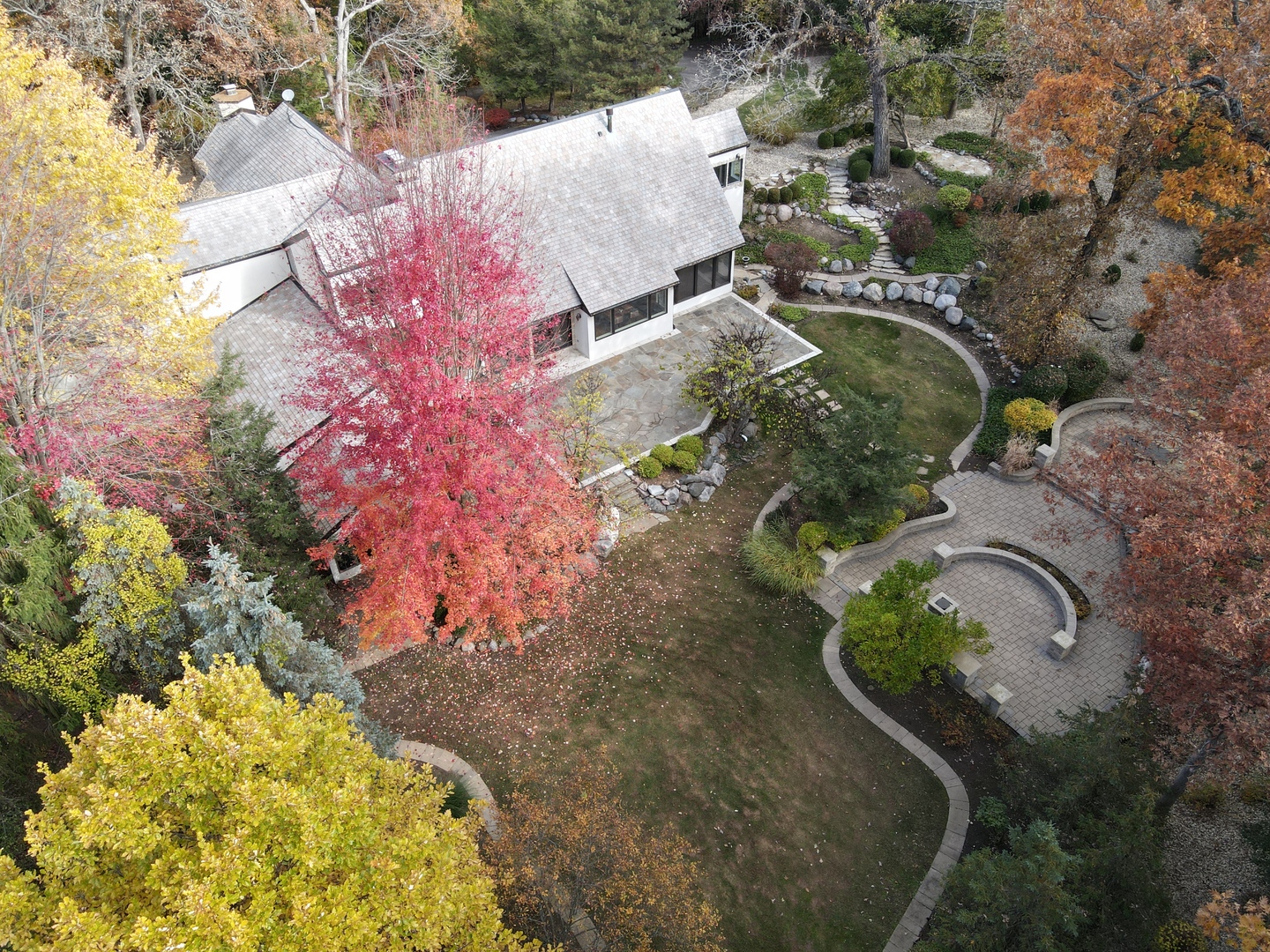 Barrington Hills, Illinois, 60010, United States, 4 Bedrooms Bedrooms, ,6 BathroomsBathrooms,Residential,For Sale,1989014