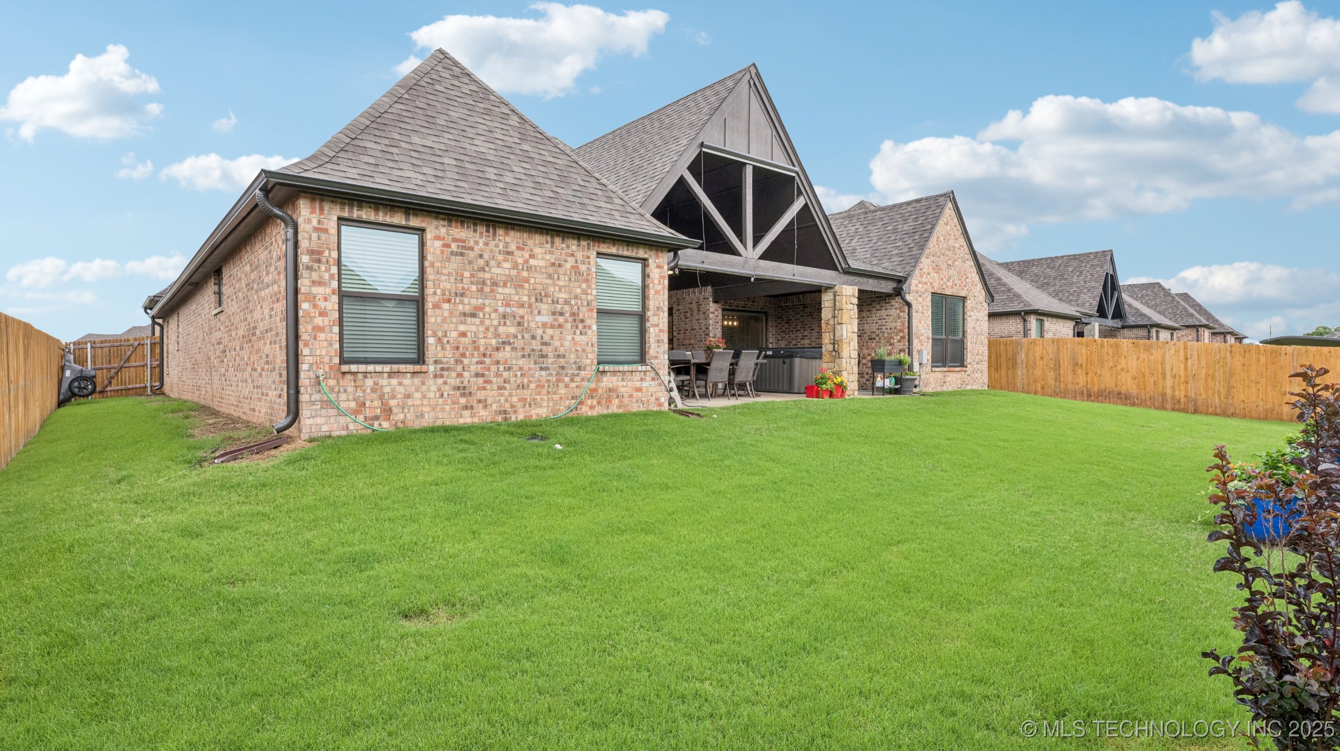 Owasso, Oklahoma, 74055, United States, 3 Bedrooms Bedrooms, ,3 BathroomsBathrooms,Residential,For Sale,1867653