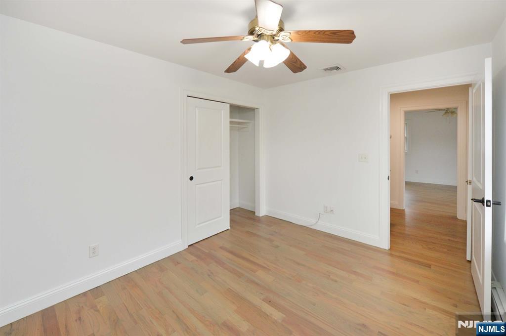 Mahwah, New Jersey, 07430, United States, 4 Bedrooms Bedrooms, ,3 BathroomsBathrooms,Residential,For Sale,1989324