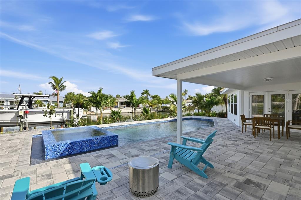 Holmes Beach, Florida, 34217, United States, 2 Bedrooms Bedrooms, ,2 BathroomsBathrooms,Residential,For Sale,2003450