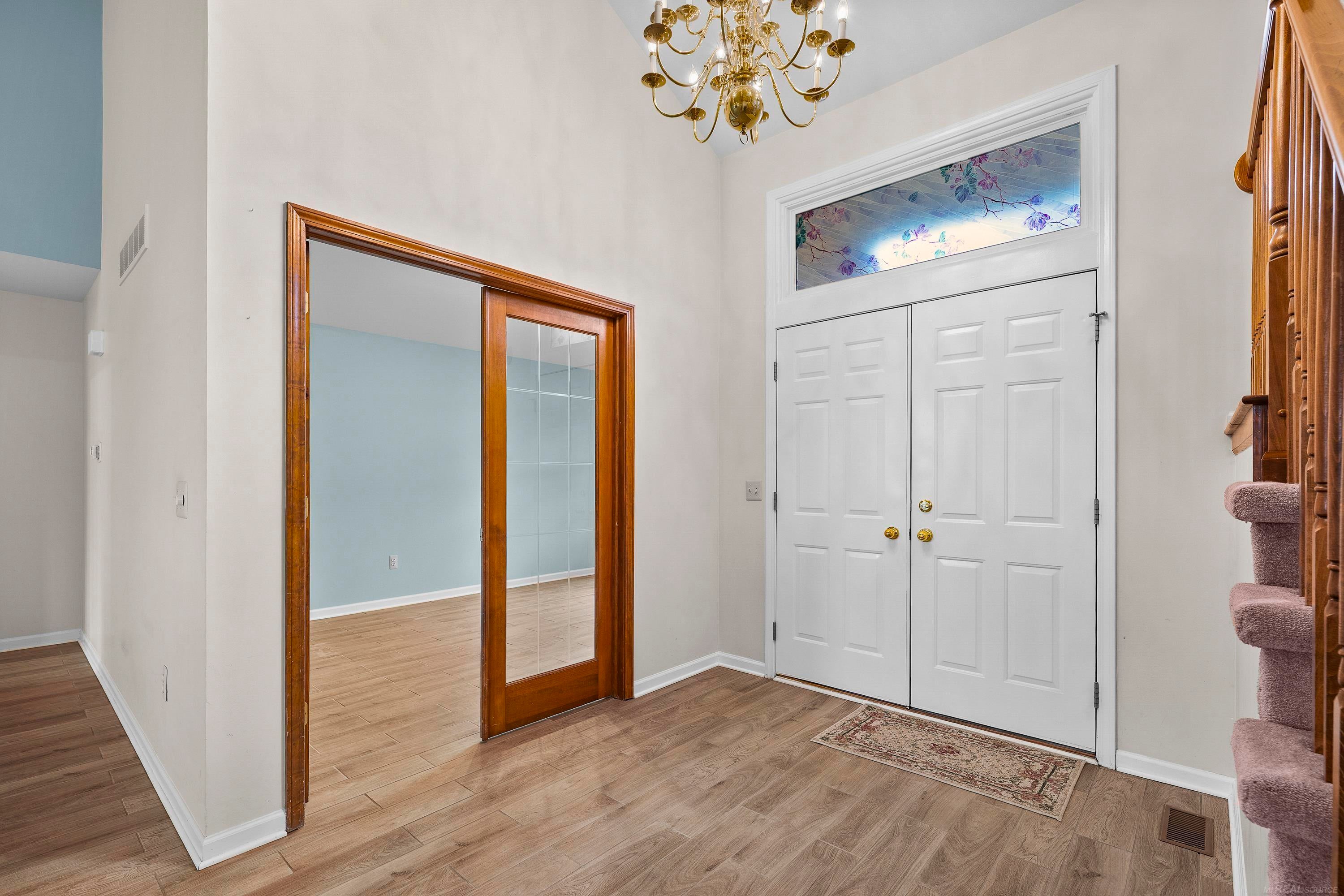 Shelby Twp, Michigan, 48315, United States, 4 Bedrooms Bedrooms, ,4 BathroomsBathrooms,Residential,For Sale,1987428