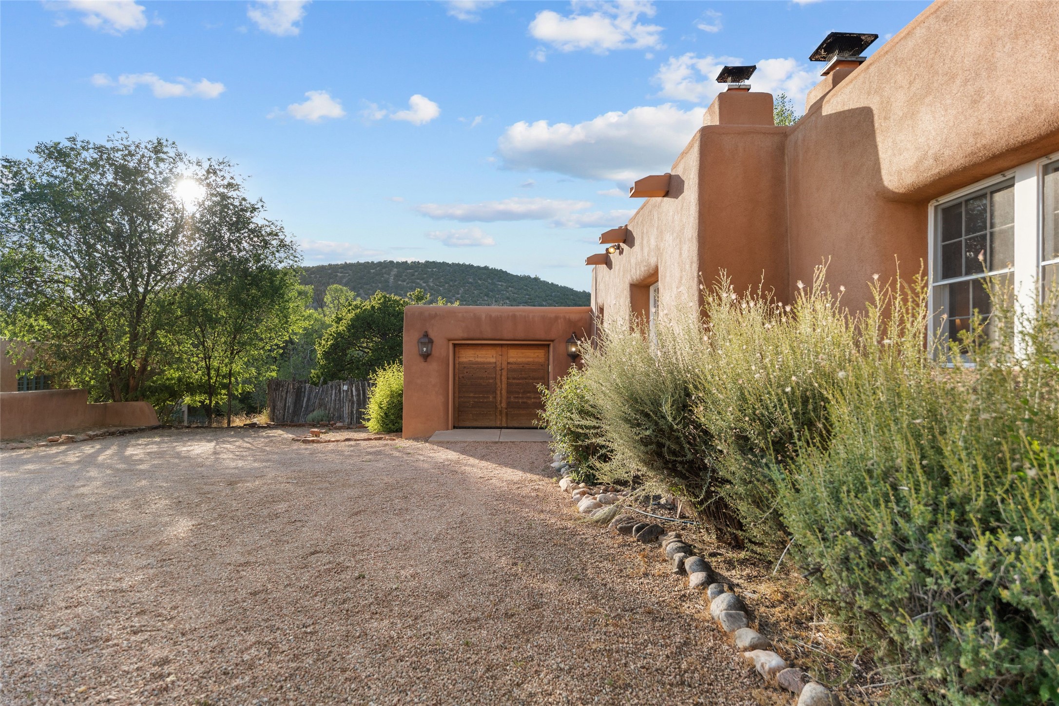  1523 Upper Canyon Road - 物件實景