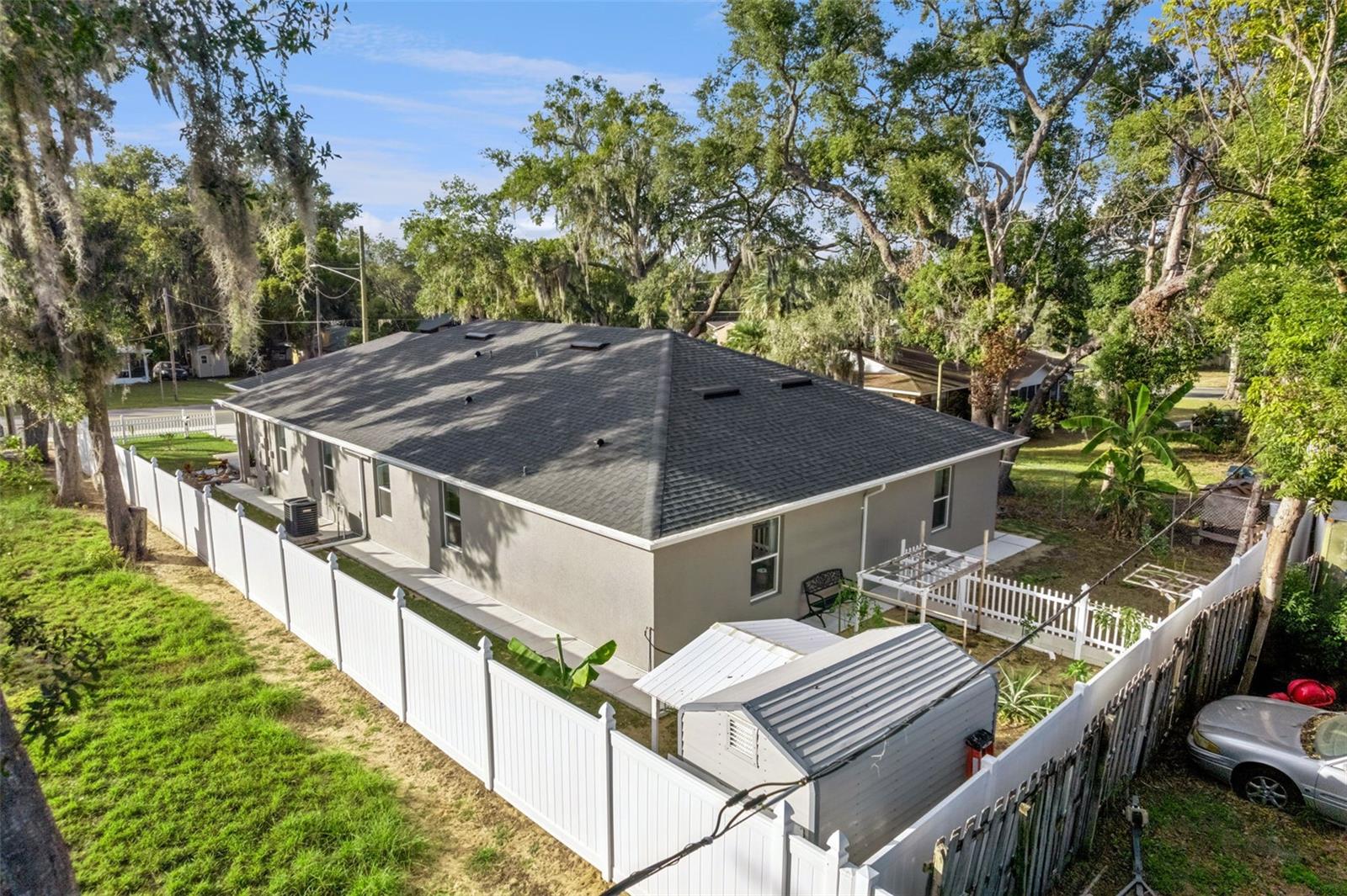 EUSTIS, Florida, 32726, United States, 6 Bedrooms Bedrooms, ,Residential,For Sale,2005455