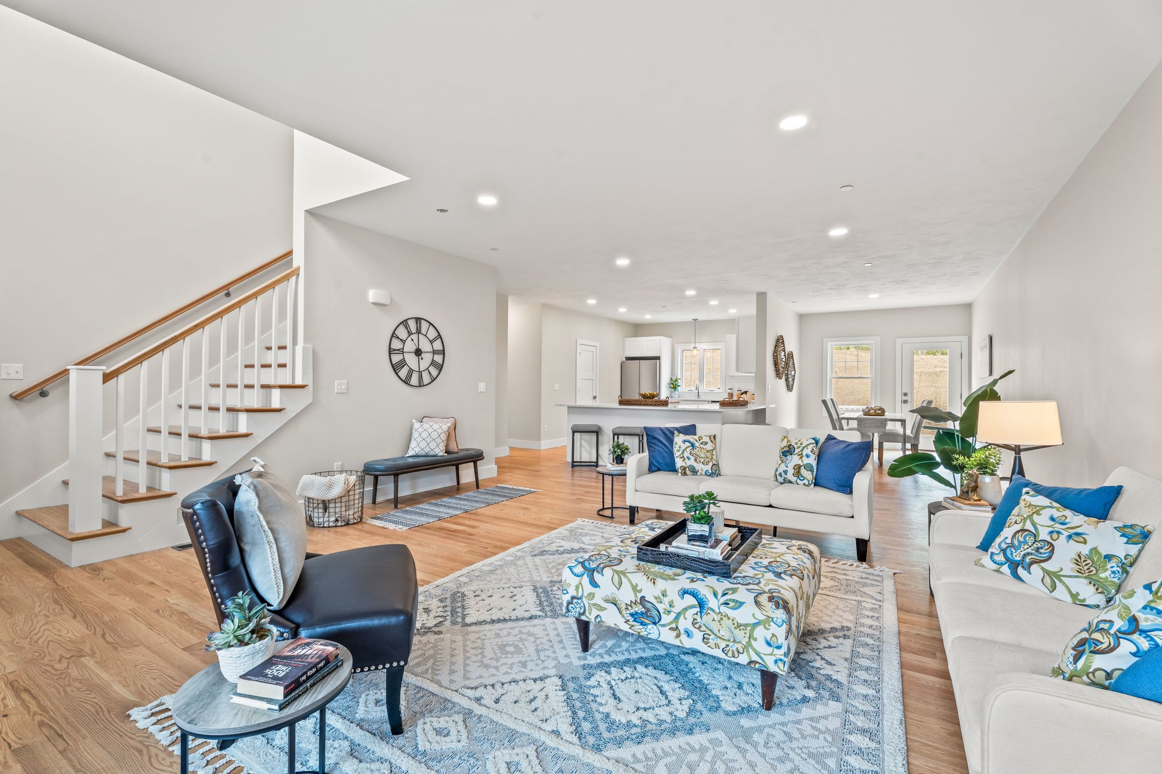  97 Driftwood Circle, Sandown, NH, 03873 - 物件實景