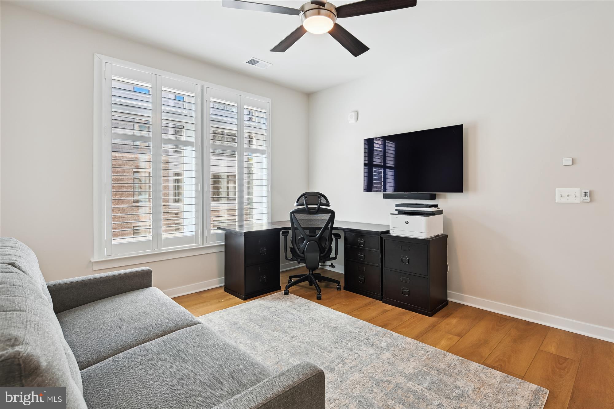 Reston, Virginia, 20190, United States, 2 Bedrooms Bedrooms, ,2 BathroomsBathrooms,Residential,For Sale,1915599