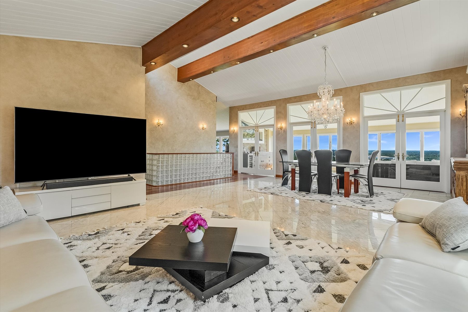  Ranch Home with Resort Inspired Amenities and Extraordinary Vista Views - 物件實景