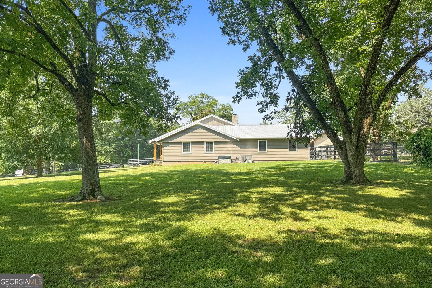 Molena, Georgia, 30258, United States, 4 Bedrooms Bedrooms, ,2 BathroomsBathrooms,Residential,For Sale,1894603