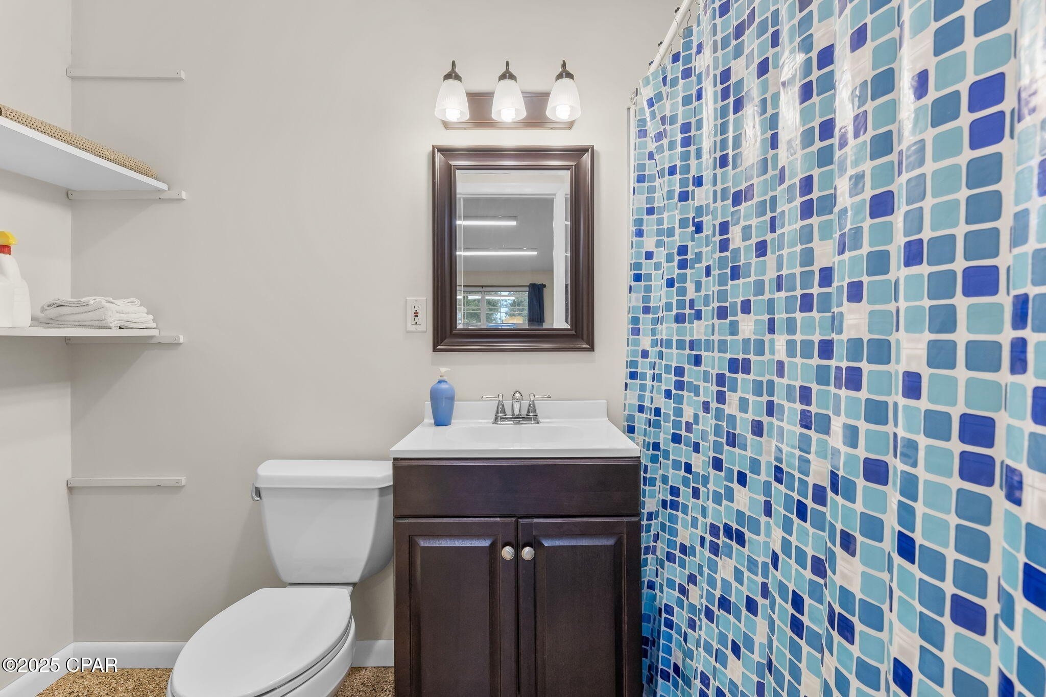 Youngstown, Florida, 32466, United States, 6 Bedrooms Bedrooms, ,6 BathroomsBathrooms,Residential,For Sale,1983496