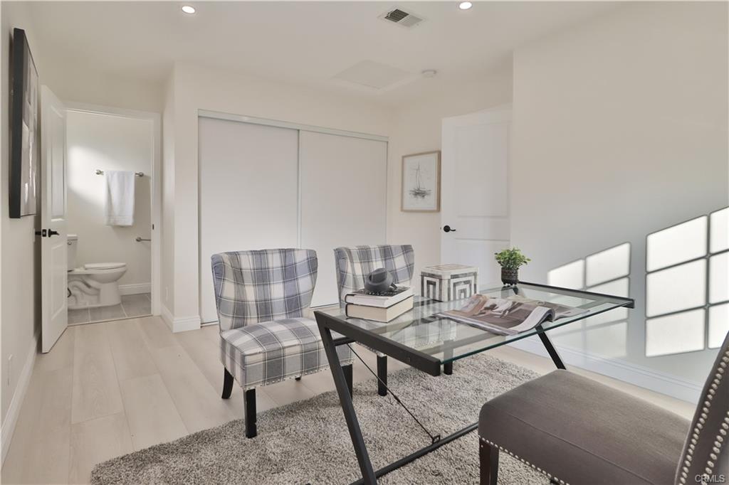 Woodland Hills, California, 91303, United States, 6 Bedrooms Bedrooms, ,7 BathroomsBathrooms,Residential,For Sale,1838273