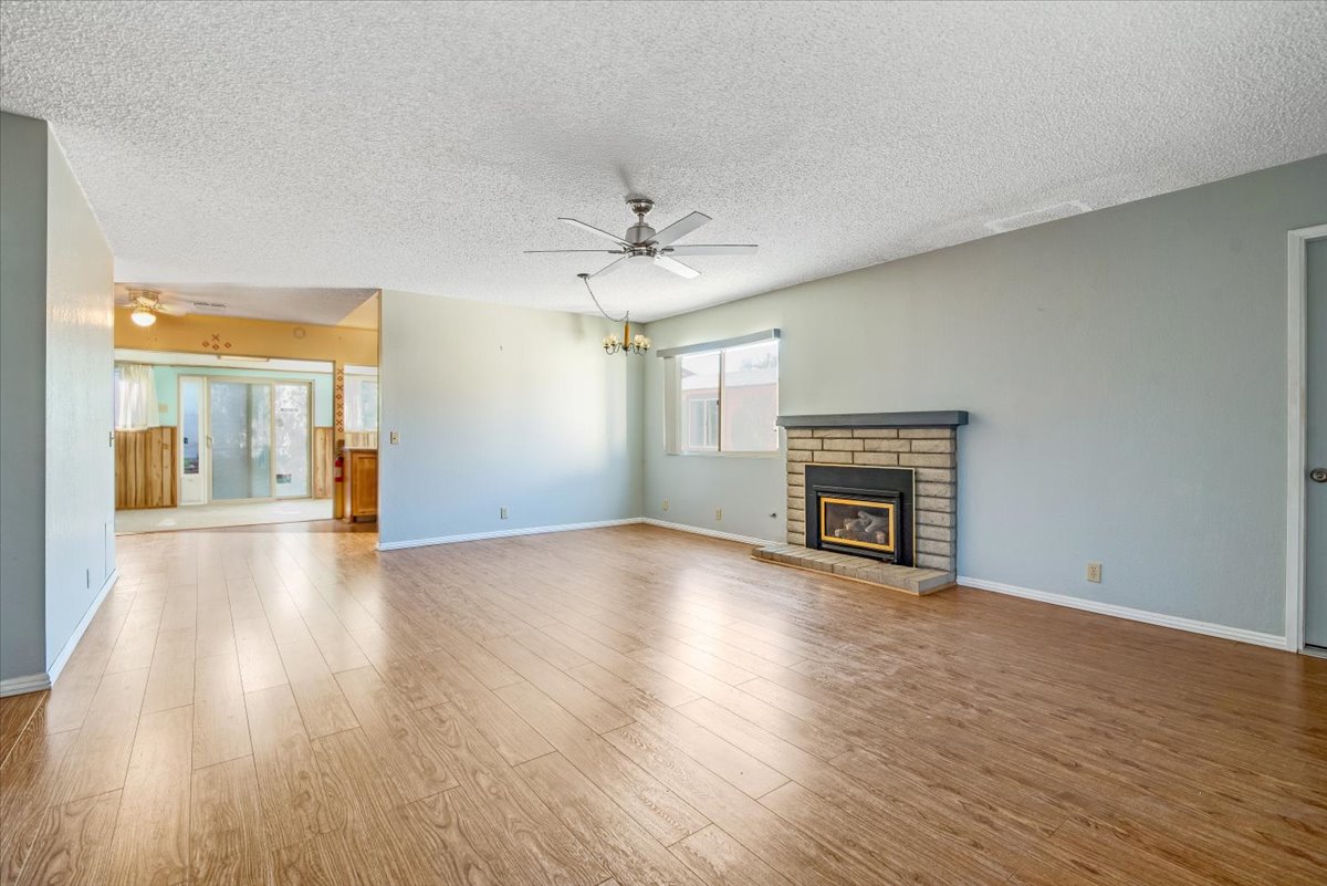 Lompoc, California, 93436, United States, 3 Bedrooms Bedrooms, ,2 BathroomsBathrooms,Residential,For Sale,1991167