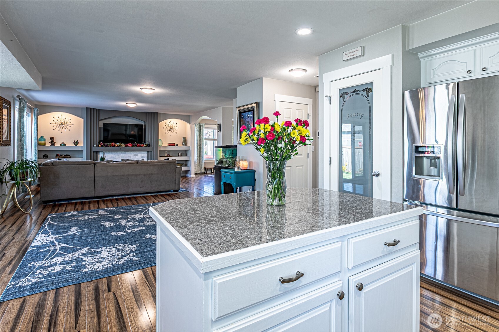 Tacoma, Washington, 98445, United States, 3 Bedrooms Bedrooms, ,3 BathroomsBathrooms,Residential,For Sale,1857304